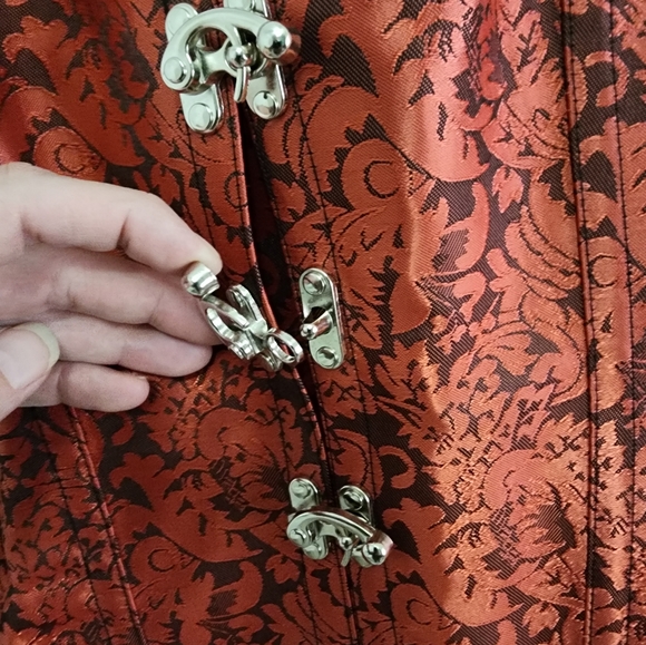 Corset - Size XL - Picture 4 of 6